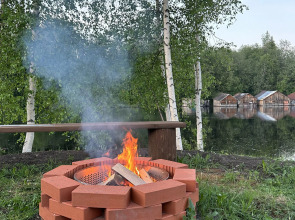 Частный Дом На Берегу Реки