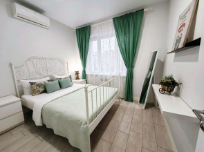 Na Ulitse Ternopolskoy 10 Flat