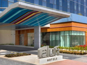 Aloft Al Mina