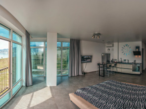 Апартаменты на Морском Спуске