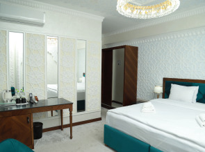 Отель Sandhill Hotel&Resto