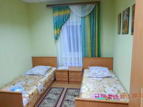 Отель Золотой улей