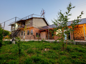 Guest house Native Hatis Mount Eco Resort