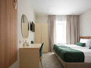 Отель Mirum Hotel