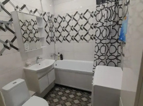 Квартира Комфортабельная на 50-летия Победы 10