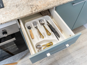 Апартаменты в центре Новороссийска с видом на горы и город LetoAрart