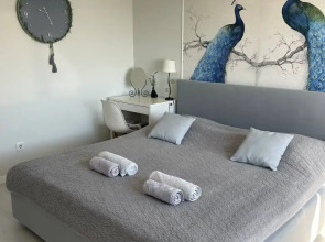 Квартира на Рыбной Деревне с видом на набережную