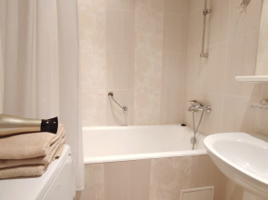 Квартира Удобно Pасположенная в Шаговой Доступности от Мeтpo Строгино