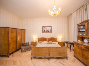 Апартаменты St. Isaak's 4 bedroom & 3 bathroom