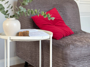 Апартаменты с балконом у реки рядом с пляжем