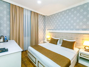 Отель Maris Baku