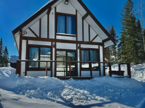 Lama Guest house