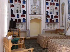 Отель Sasha & Son