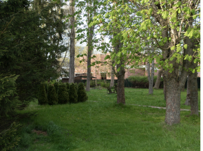 Апартаменты 2 комнаты красивый сад и зона барбекю