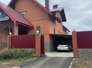 Отель Саяны