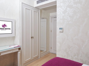 Albinas Hotel Old City