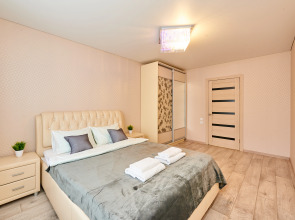 Апартаменты Двухкомнатные Sutki VIP на Тамбовской 23