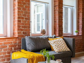 Апартаменты SutkiLive в Центре у метро Садовая