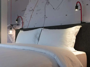 Отель IntercityHotel Dubai Jaddaf Waterfront