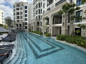 Legendary F705 Top Floor Family 1BR The Title Legendary by UNO Apartments
