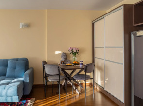 Квартира с балконом на Новослободской