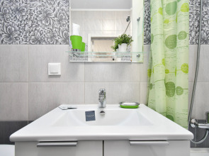 Апартаменты Напротив ТЦ Планета