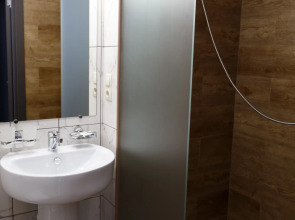 Отель Малахит