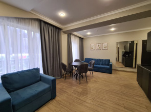 Апартаменты Двухкомнатные семиместные с видом на горы