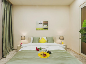 Квартира GM Apartments Стильная Трехкомнатная в центре рядом с МХАТ