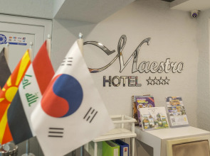 Отель Maestro