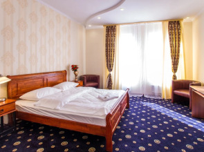 Отель Золотая Ночь