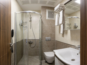 Отель Comfort Suites