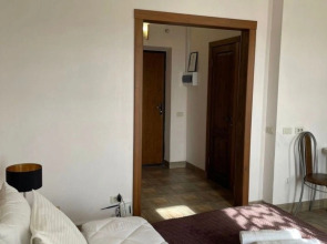 Квартира студия GoldApart на Университетской набережной 46