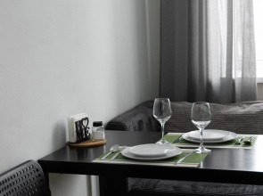 Квартира двухкомнатная в Доме с видом на Лавру