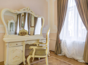 Квартира на Рубинштейна 4