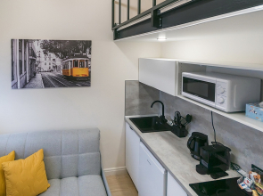 Апартаменты Студия на Зюзино с Кроватью и Диваном