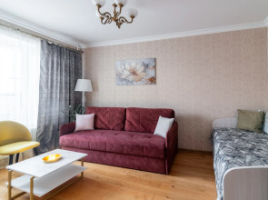 Квартира Двухкомнатная квартира у метро Минская, Парк Победы