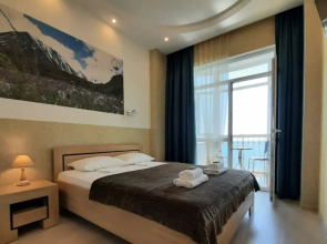 V Bukhte Batiliman Vozle Plyazha Apartments