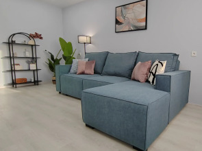 Квартира шикарная с двумя комнатами в центре города