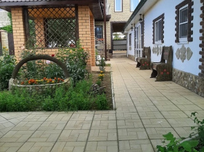 Solnechniy Living quarters