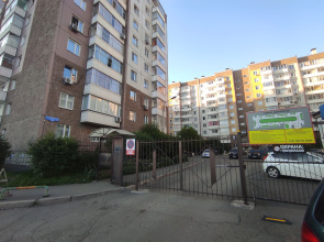 Uyutnaya 2kh Komnatnaya U Bashni Vankor Nefty V Pyati Minutakh Ot Trts Planeta Flat
