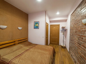 Меблированные комнаты Canny House