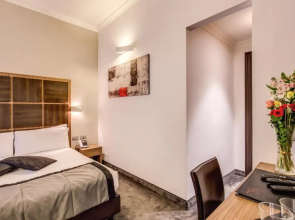 Hotel Trevi