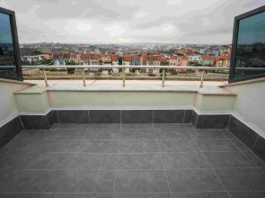 Отель Express Plus