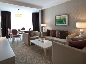 Отель Qafqaz Baku City Hotel and Residences