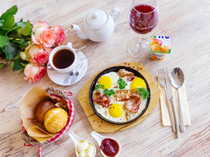 Отель Свит Холл