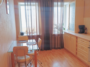 Апартаменты на Трефолева 12а