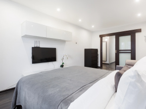 V Tsentre Goroda Apartments