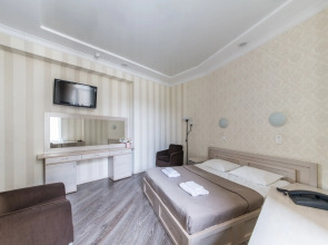 Грандора Невский 44