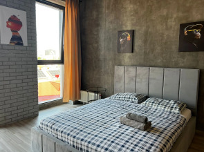 Апартаменты на Верхнеторговой 4